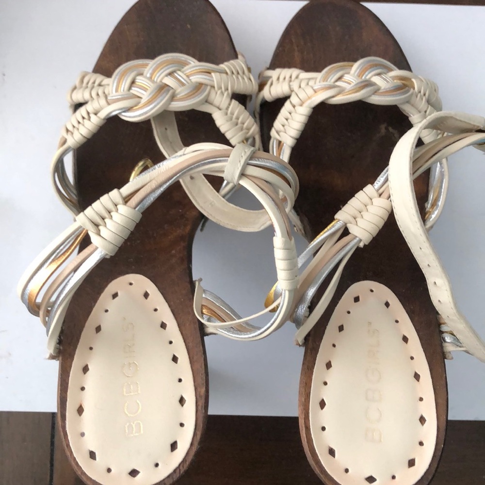 Go out shoe